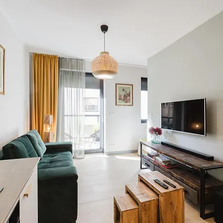 Jezyce Boutique Living By Bookinghost شقة بوزنان